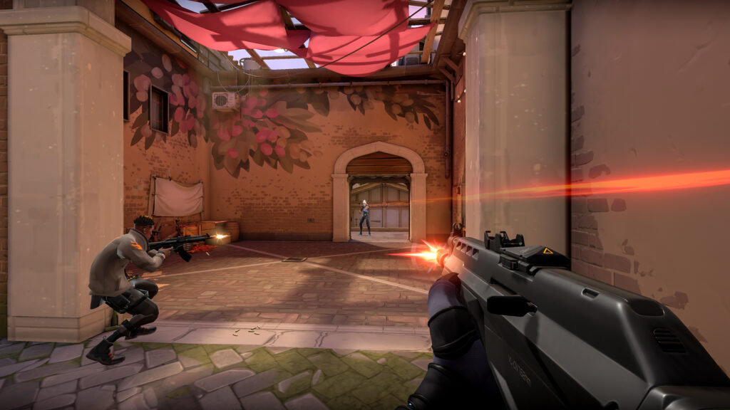 Valorant screenshot showing combat